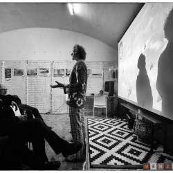 36 husbands_939_menzel